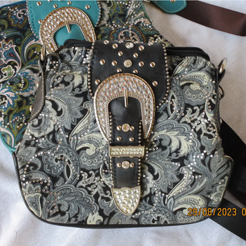 Montana West Cross Body