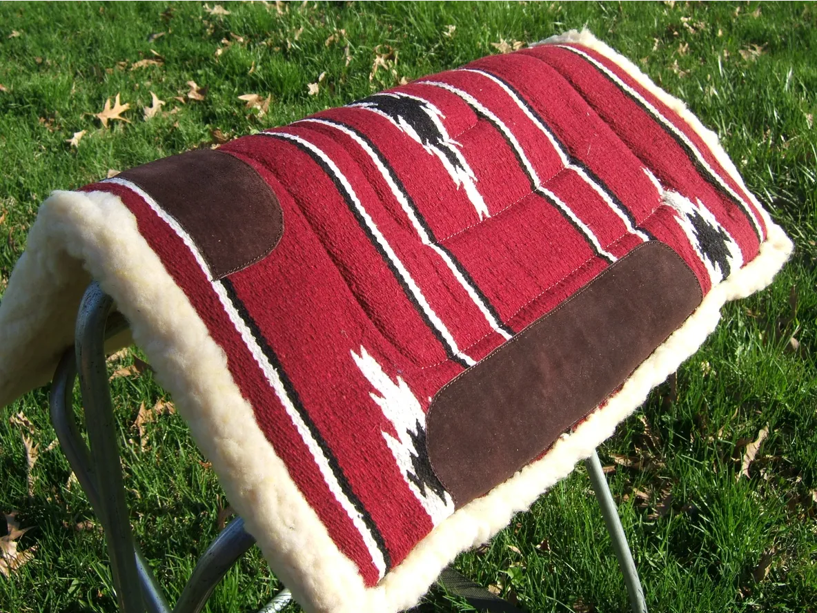 Navajo Pony Saddle Pad, Red 24" x 24"