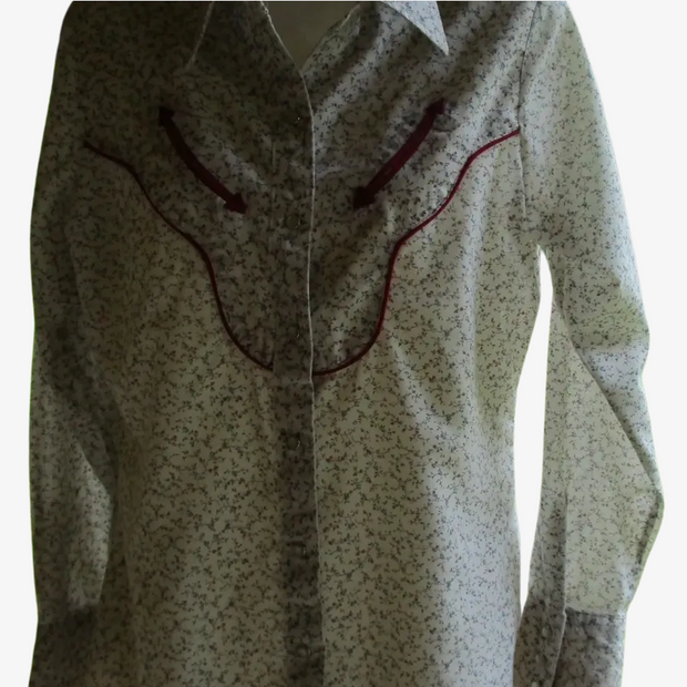 Cute Western Shirt with Red Piping Wrangler